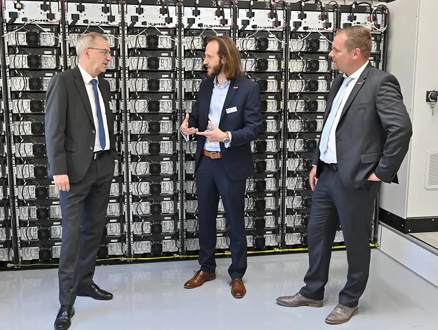 Einweihung des Kompetenzzentrum für Energiespeicherung und Energiesystemmanagement